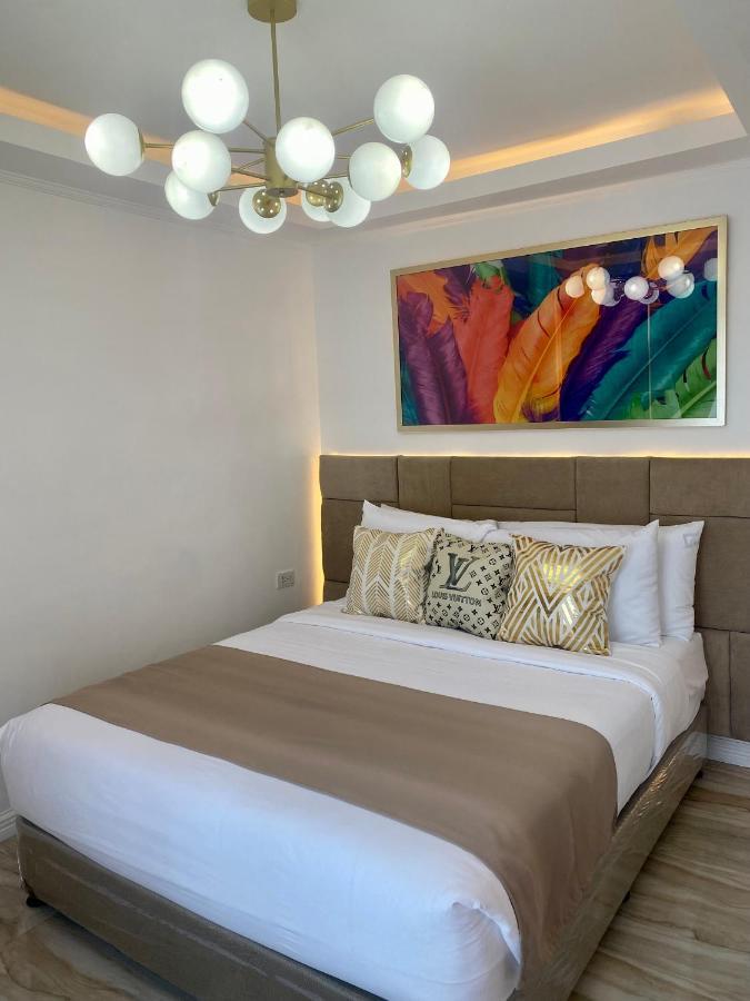 Апартаменти Makati Isabela Luxury Маніла Екстер'єр фото