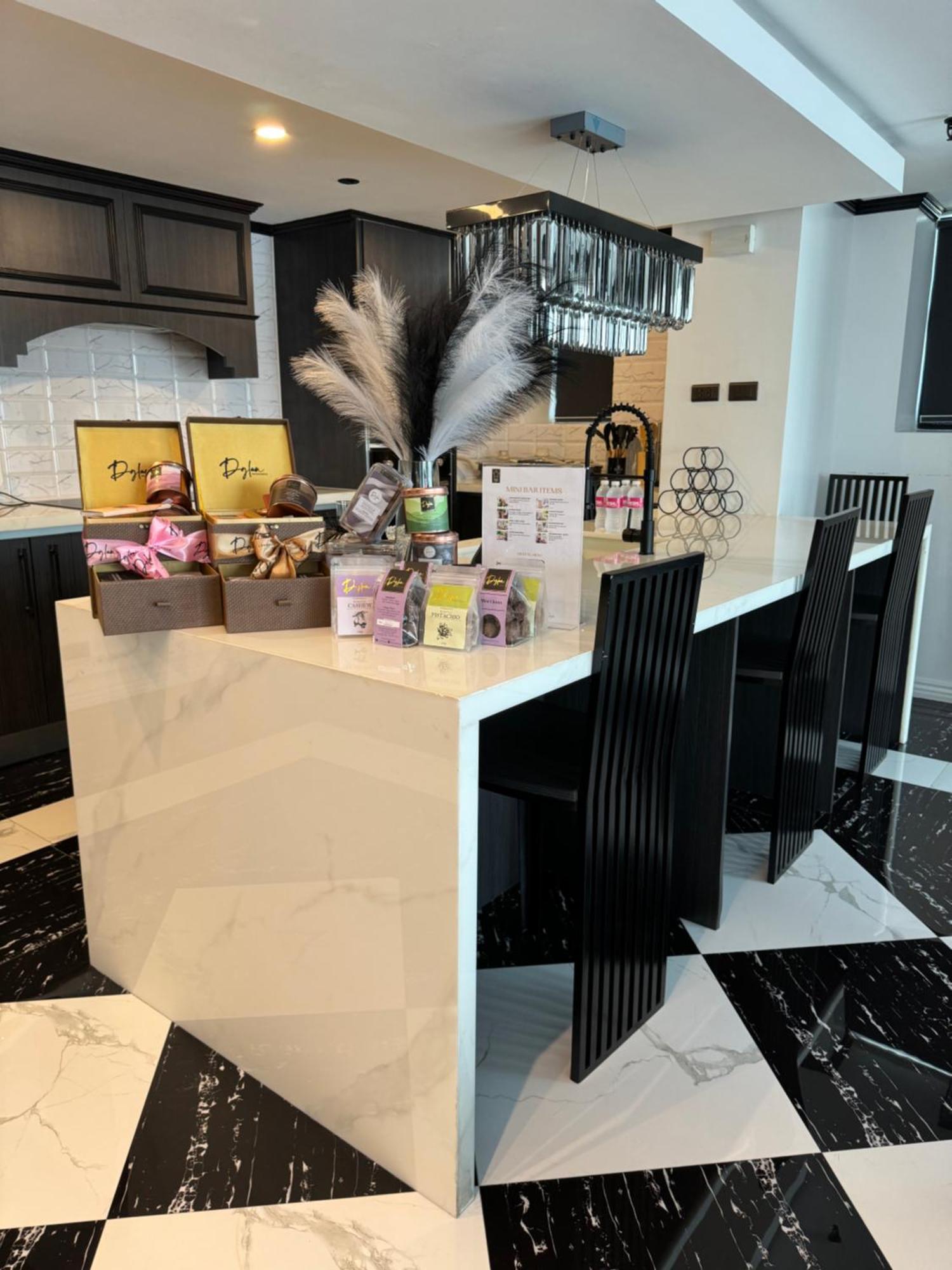 Апартаменти Makati Isabela Luxury Маніла Екстер'єр фото