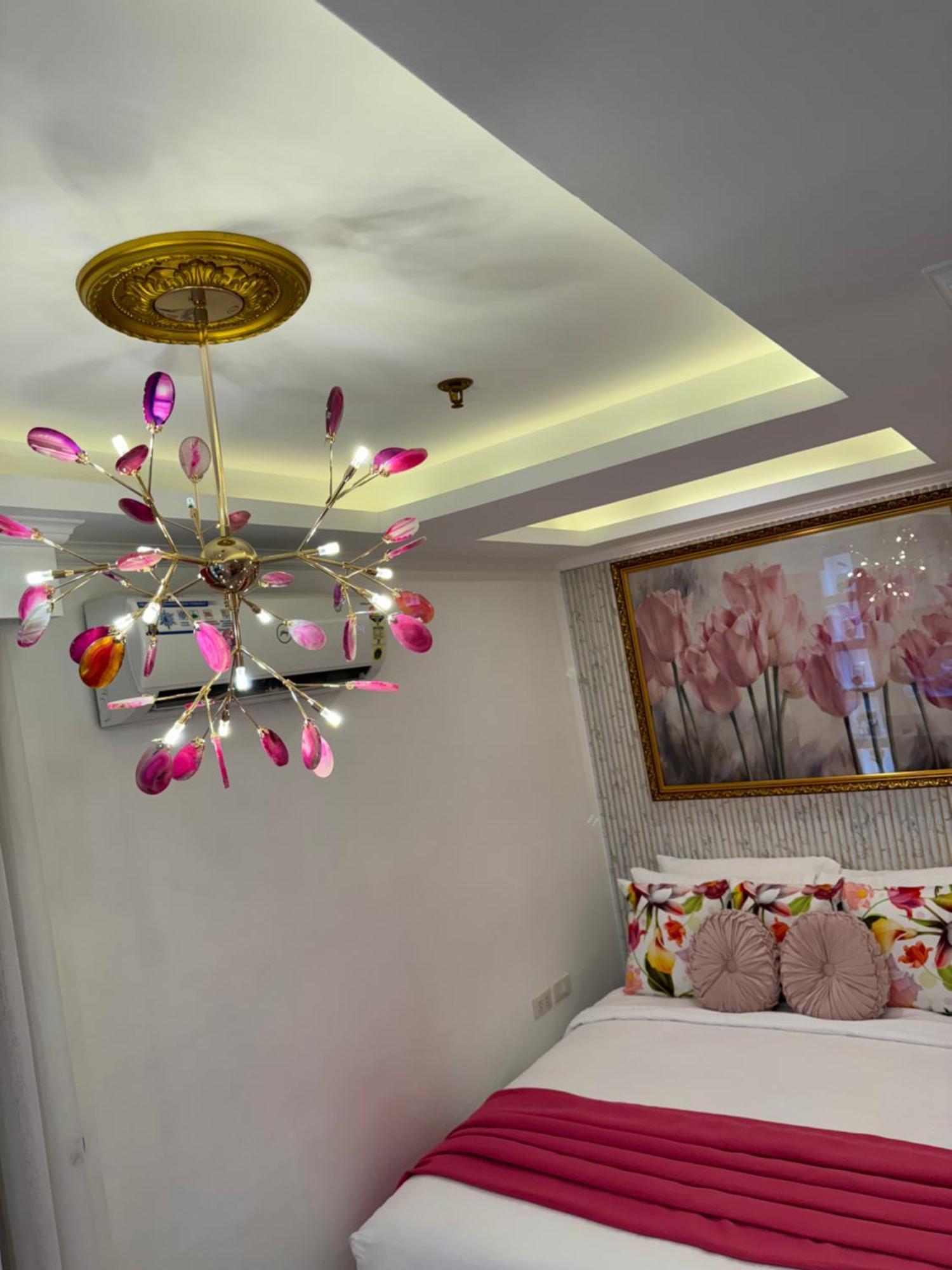 Апартаменти Makati Isabela Luxury Маніла Екстер'єр фото