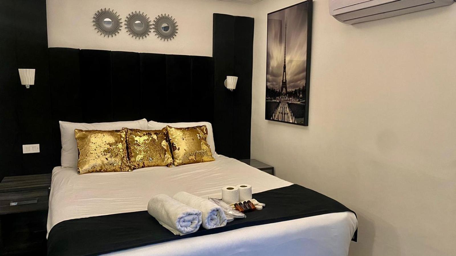 Апартаменти Makati Isabela Luxury Маніла Екстер'єр фото